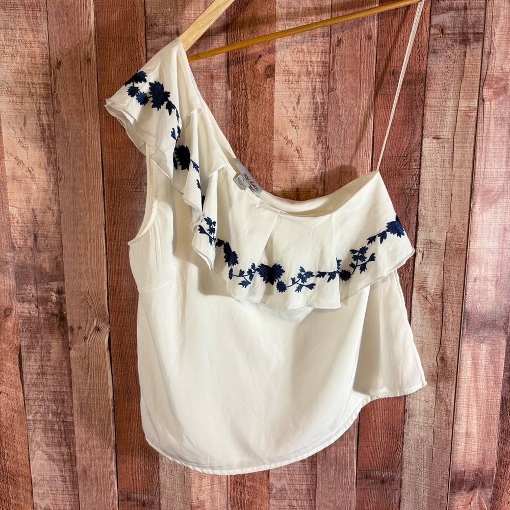 Chloe Oliver White And Blue Embroidered One Shoulder Top Size Large